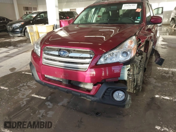 2013 Subaru Outback 2.5i Premium with VIN 4S4BRBCC4D1256623, listed as a IAAI auction lot 41658705 with 157,135 mi miles. Bid and sale history available at carsss.com. Image 17.