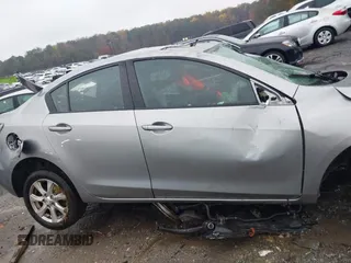 2011 Mazda Mazda3 i Touring with VIN JM1BL1VF2B1396156, listed as a IAAI auction lot 40867804 with 1 mi miles. Bid and sale history available at carsss.com. Image 12.