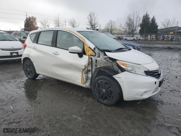 2015 Nissan Versa Note S with VIN 3N1CE2CP4FL388724, listed as a Copart auction lot 82404334 with 150,089 mi miles and Salvage Title. Bid and sale history available at carsss.com. Image 4.