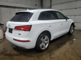 2018 Audi Q5 Premium with VIN WA1ANAFY6J2009214, listed as a Copart auction lot 51943705 with 109,192 mi miles and Salvage Title. Bid and sale history available at carsss.com. Image 3.