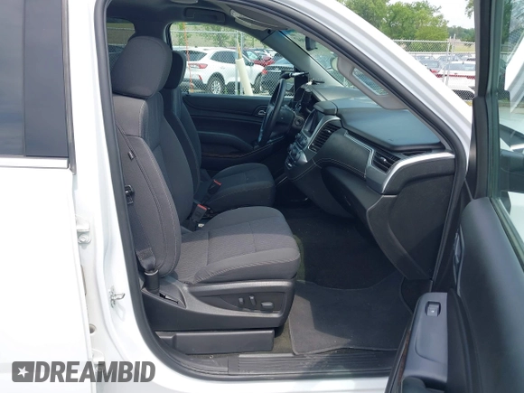 2018 Chevrolet Tahoe Commercial z VIN 1GNSKDEC8JR238969, wystawiony jako IAAI lot #42440047 z przebiegiem 126 373 mil mil oraz . Historia ofert i sprzedaży dostępna na DreamBid. Obrazek 5.