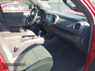2022 Toyota Tacoma SR5 with VIN 3TMDZ5BN6NM139342, listed as a IAAI auction lot 42711808 with 46,826 mi miles and . Bid and sale history available at DreamBid. Image 5.