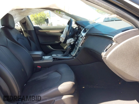 2013 Cadillac CTS Luxury z VIN 1G6DE5E55D0118056, wystawiony jako IAAI lot #42085384 z przebiegiem Nie podano mil oraz . Historia ofert i sprzedaży dostępna na DreamBid. Obrazek 5.