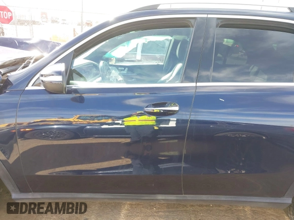 2020 Mercedes-Benz GLE 450 with VIN 4JGFB5KB9LA244966, listed as a IAAI auction lot 41811214 with 85,317 mi miles and . Bid and sale history available at DreamBid. Image 13.