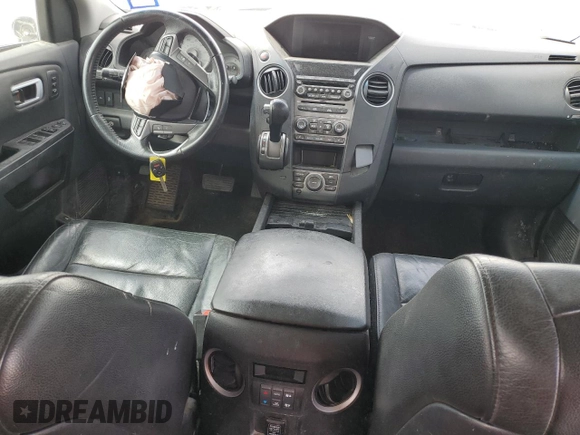 2013 Honda Pilot Touring with VIN 5FNYF3H94DB007174, listed as a Copart auction lot 48033325 with 205,432 mi miles and Salvage Title. Bid and sale history available at DreamBid. Image 8.