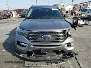 2022 Ford Explorer XLT z VIN 1FMSK7DH0NGA19122, wystawiony jako Copart lot #46834415 z przebiegiem 43 487 mil mil oraz Szkoda całkowita • Salvage title. Historia ofert i sprzedaży dostępna na DreamBid. Obrazek 5.