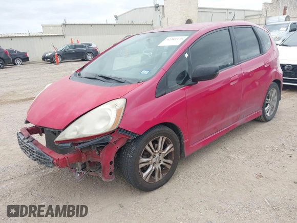 2009 Honda Fit Sport z VIN JHMGE88609S016304, wystawiony jako IAAI lot #42385175 z przebiegiem 254 317 mil mil oraz . Historia ofert i sprzedaży dostępna na DreamBid. Obrazek 2.