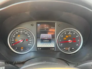 2017 Mercedes-Benz C с VIN WDDWJ4KBXHF32552, выставлен на аукционе Copart как лот 64165705 с пробегом 128 929 миль миль и Чистый • Clean title. История ставок и продаж доступна на DreamBid. Изображение 8.