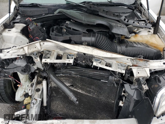 2014 Chrysler 300 with VIN 2C3CCAAG3EH182984, listed as a Copart auction lot 51958655 with 207,595 mi miles and Salvage Title. Bid and sale history available at DreamBid. Image 13.