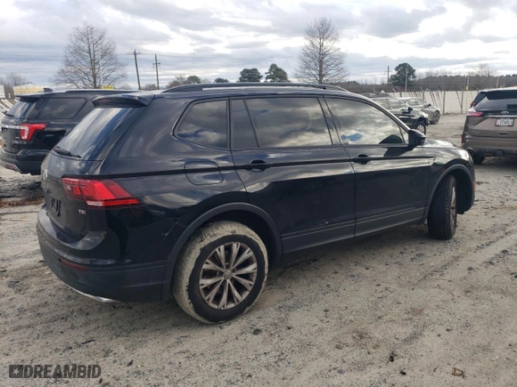 2018 Volkswagen Tiguan S with VIN 3VV1B7AXXJM105874, listed as a Copart auction lot 86565734 with 100,901 mi miles and Salvage Title. Bid and sale history available at carsss.com. Image 3.