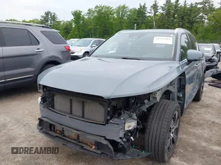 2021 Volvo XC40 Inscription with VIN YV4162UL2M2432602, listed as a IAAI auction lot 42331915 with 54,195 mi miles and . Bid and sale history available at DreamBid. Image 6.
