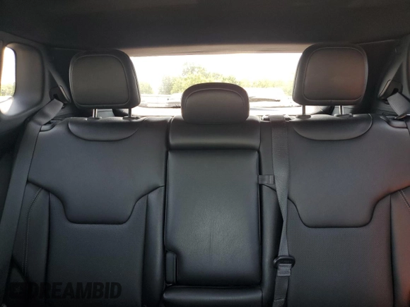 2023 Jeep Compass Limited z VIN 3C4NJDCNXPT567573, wystawiony jako Copart lot #59414545 z przebiegiem 13 504 mil mil oraz Szkoda całkowita • Salvage title. Historia ofert i sprzedaży dostępna na DreamBid. Obrazek 10.