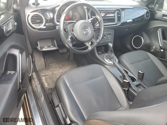 2012 Volkswagen Beetle 2.5L PZEV with VIN 3VWJP7ATXCM626221, listed as a Copart auction lot 88140515 with 101,491 mi miles and Clean Title. Bid and sale history available at carsss.com. Image 8.