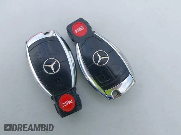 2009 Mercedes-Benz C 300 Sport z VIN WDDGF81X39F208736, wystawiony jako IAAI lot #42151686 z przebiegiem 131 582 mil mil oraz . Historia ofert i sprzedaży dostępna na DreamBid. Obrazek 11.