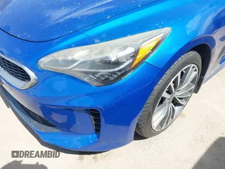 2018 Kia Stinger Premium with VIN KNAE25LA4J6014030, listed as a IAAI auction lot 41779050 with 151,471 mi miles. Bid and sale history available at carsss.com. Image 6.