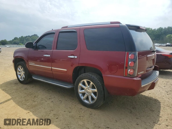 2009 GMC Yukon Denali z VIN 1GKFK03249R210700, wystawiony jako Copart lot #57426195 z przebiegiem 216 561 mil mil oraz Czysty tytuł • Clean title. Historia ofert i sprzedaży dostępna na DreamBid. Obrazek 2.