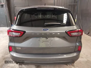 2023 Ford Escape ST-Line Select z VIN 1FMCU9NZXPUA40548, wystawiony jako IAAI lot #42326063 z przebiegiem 24 047 mil mil oraz . Historia ofert i sprzedaży dostępna na DreamBid. Obrazek 17.