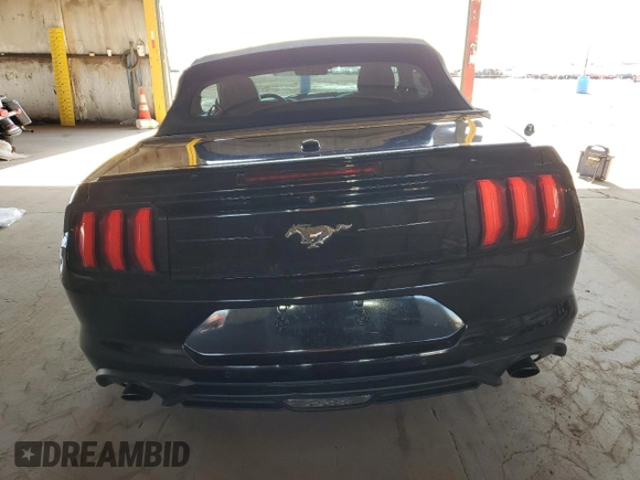 2022 Ford Mustang EcoBoost z VIN 1FATP8UH0N5102809, wystawiony jako Copart lot #54985515 z przebiegiem 47 174 mil mil oraz Szkoda całkowita • Salvage title. Historia ofert i sprzedaży dostępna na DreamBid. Obrazek 6.