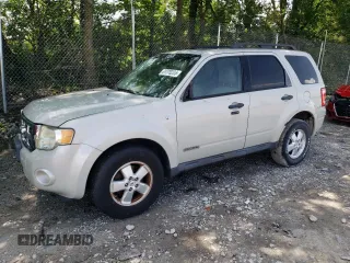 2008 Ford Escape XLT с VIN 1FMCU03168KC15402, выставлен на аукционе Copart как лот 61370205 с пробегом 215 441 миль миль и Чистый • Clean title. История ставок и продаж доступна на DreamBid. Изображение 1.