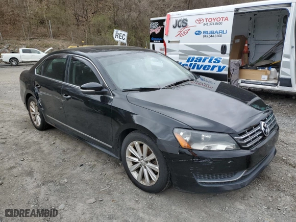 2013 Volkswagen Passat SEL Premium with VIN 1VWCP7A31DC076998, listed as a Copart auction lot 53275145 with 175,375 mi miles and Clean Title. Bid and sale history available at carsss.com. Image 4.
