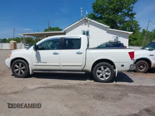 2010 Nissan Titan SE with VIN 1N6BA0ED4AN323907, listed as a IAAI auction lot 42113512 with 198,530 mi miles. Bid and sale history available at carsss.com. Image 15.