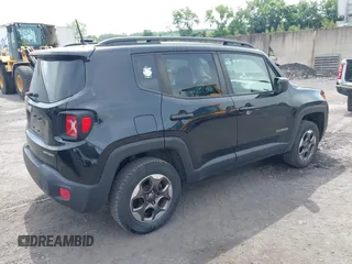 2017 Jeep Renegade Sport z VIN ZACCJBABXHPF35851, wystawiony jako IAAI lot #42705605 z przebiegiem 141 831 mil mil oraz . Historia ofert i sprzedaży dostępna na DreamBid. Obrazek 4.