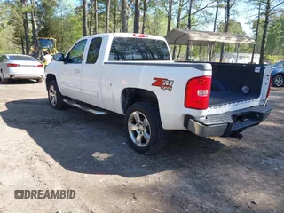 2012 Chevrolet Silverado 1500 LT with VIN 1GCRKSE74CZ101903, listed as a IAAI auction lot 41961697 with 199,626 mi miles. Bid and sale history available at carsss.com. Image 3.