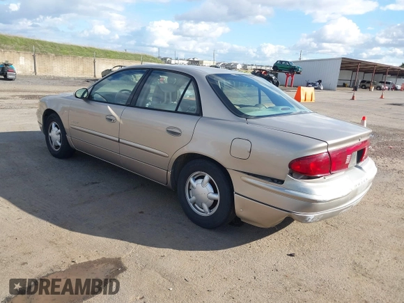2001 Buick Regal LS with VIN 2G4WB55K411155342, listed as a IAAI auction lot 41583568 with 132,278 mi miles. Bid and sale history available at carsss.com. Image 3.