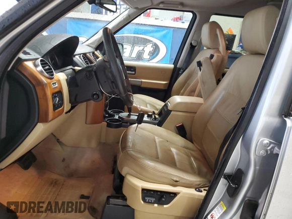2008 Land Rover LR3 HSE z VIN SALAG25408A490655, wystawiony jako Copart lot #55213845 z przebiegiem 117 814 mil mil oraz Tytuł czysty. Historia ofert i sprzedaży dostępna na DreamBid. Obrazek 7.