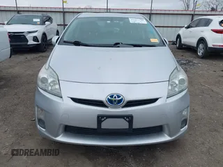 2010 Toyota Prius II with VIN JTDKN3DU2A0136687, listed as a IAAI auction lot 41927748 with 170,756 mi miles. Bid and sale history available at carsss.com. Image 13.