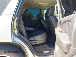 2008 Chevrolet Tahoe 3LT with VIN 1GNFC13018R154833, listed as a IAAI auction lot 42232738 with 243,993 mi miles and . Bid and sale history available at DreamBid. Image 8.
