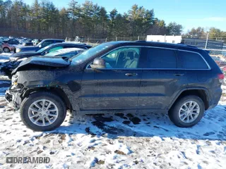 2021 Jeep Grand Cherokee Laredo X with VIN 1C4RJFAG6MC552948, listed as a IAAI auction lot 41462170 with 39,179 mi miles. Bid and sale history available at carsss.com. Image 15.