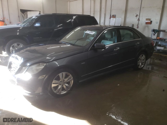 2011 Mercedes-Benz E-Class E 350 Luxury BlueTEC with VIN WDDHF2EBXBA293402, listed as a Copart auction lot 86140984 with 189,996 mi miles and Salvage Title. Bid and sale history available at carsss.com. Image 1.