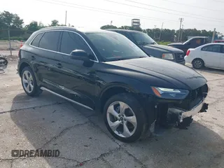 2021 Audi Q5 Premium Plus z VIN WA1BAAFY0M2032590, wystawiony jako IAAI lot #42431806 z przebiegiem 55 609 mil mil oraz . Historia ofert i sprzedaży dostępna na DreamBid. Obrazek 1.