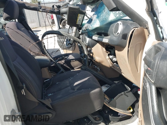 2013 Jeep Wrangler Unlimited Moab with VIN 1C4HJWEG7DL569862, listed as a IAAI auction lot 42095535 with Not provided miles and . Bid and sale history available at DreamBid. Image 5.