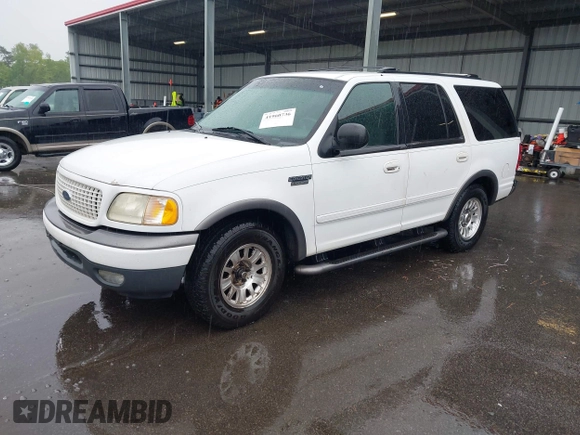 2001 Ford Expedition XLT with VIN 1FMRU15W31LA71137, listed as a IAAI auction lot 41960736 with 218,896 mi miles and . Bid and sale history available at DreamBid. Image 2.