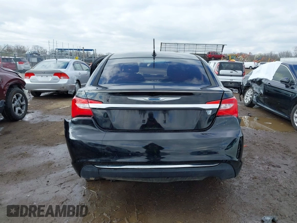 2014 Chrysler 200 Touring with VIN 1C3CCBBB0EN118983, listed as a IAAI auction lot 41924484 with 120,002 mi miles. Bid and sale history available at carsss.com. Image 17.