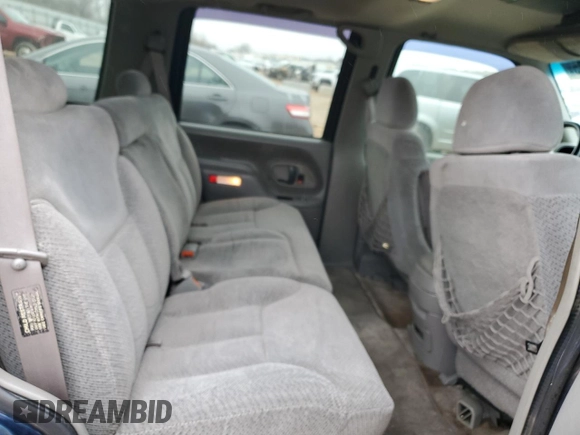 1999 GMC Yukon with VIN 1GKEC13R1XJ812283, listed as a Copart auction lot 42503585 with 226,168 mi miles and Salvage Title. Bid and sale history available at carsss.com. Image 12.