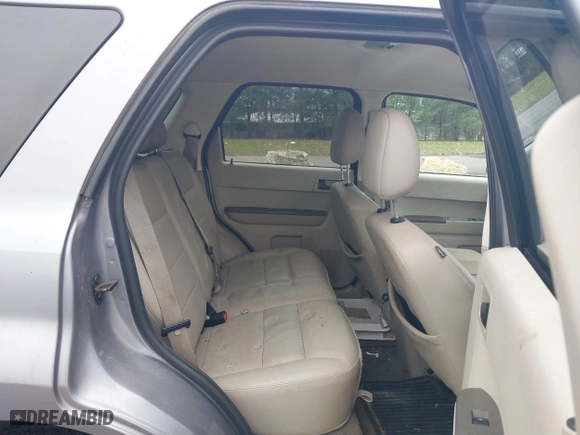 2008 Ford Escape XLT with VIN 1FMCU93Z28KC63389, listed as a IAAI auction lot 41957680 with 178,751 mi miles. Bid and sale history available at carsss.com. Image 8.