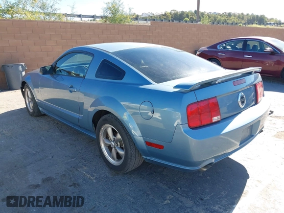 2006 Ford Mustang GT Deluxe with VIN 1ZVHT82H865256343, listed as a IAAI auction lot 42550238 with 153,700 mi miles and . Bid and sale history available at DreamBid. Image 3.