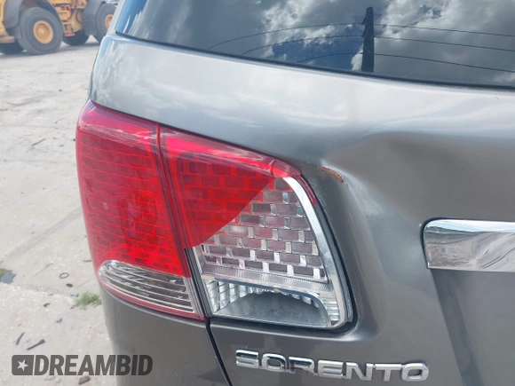 2013 Kia Sorento LX with VIN 5XYKT3A62DG322174, listed as a IAAI auction lot 42647736 with 92,389 mi miles and . Bid and sale history available at DreamBid. Image 15.