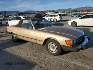1981 Mercedes-Benz 380 380SL with VIN WDBBA45A8BB003796, listed as a Copart auction lot 46638435 with 122,163 mi miles and Salvage Title. Bid and sale history available at carsss.com. Image 4.