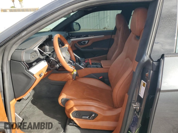 2019 Lamborghini Urus z VIN ZPBUA1ZL3KLA05964, wystawiony jako Copart lot #43809525 z przebiegiem 28 338 mil mil oraz Szkody całkowita. Historia ofert i sprzedaży dostępna na DreamBid. Obrazek 7.