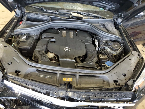 2018 Mercedes-Benz GLS 450 z VIN 4JGDF6EE8JB146722, wystawiony jako Copart lot #58558275 z przebiegiem 64 942 mil mil oraz Szkoda całkowita • Salvage title. Historia ofert i sprzedaży dostępna na DreamBid. Obrazek 12.