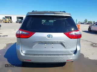 2020 Toyota Sienna XLE Auto Access Seat with VIN 5TDYZ3DCXLS075269, listed as a IAAI auction lot 40797351 with 49,562 mi miles and . Bid and sale history available at DreamBid. Image 16.