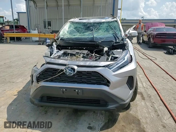 2024 Toyota RAV4 XLE with VIN 2T3P1RFV2RC435325, listed as a Copart auction lot 64044865 with 14,054 mi miles and Salvage title. Bid and sale history available at DreamBid. Image 14.