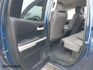 2014 Toyota Tundra 4WD Truck SR with VIN 5TFUY5F1XEX352184, listed as a IAAI auction lot 40732632 with 107,262 mi miles. Bid and sale history available at carsss.com. Image 8.