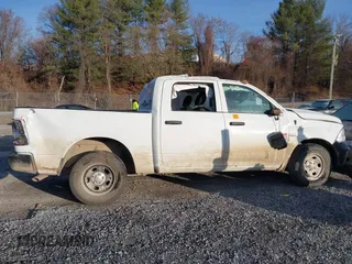 2023 Ram 1500 Express z VIN 3C6RR7KT7PG641320, wystawiony jako IAAI lot #41072163 z przebiegiem 30 464 mil mil oraz . Historia ofert i sprzedaży dostępna na DreamBid. Obrazek 12.