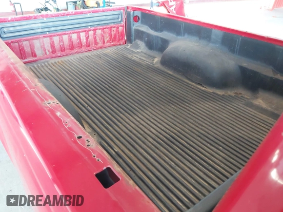 2001 Ford Ranger XL z VIN 1FTYR10U01PA78174, wystawiony jako IAAI lot #42027665 z przebiegiem 120 372 mil mil oraz . Historia ofert i sprzedaży dostępna na DreamBid. Obrazek 8.