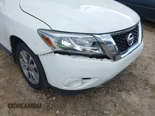 2016 Nissan Pathfinder S z VIN 5N1AR2MN8GC662540, wystawiony jako IAAI lot #42632335 z przebiegiem 196 810 mil mil oraz . Historia ofert i sprzedaży dostępna na DreamBid. Obrazek 6.